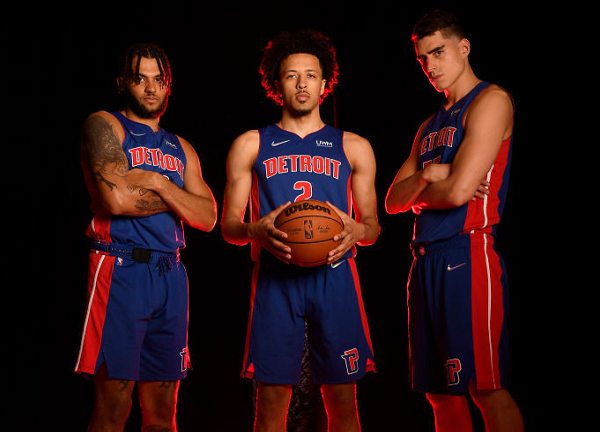 的首度亮相 的首度亮相